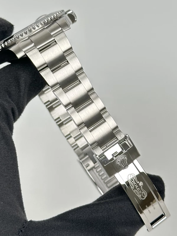 Rolex Date 40mm Steel Ceramic 116610LN-0001 6