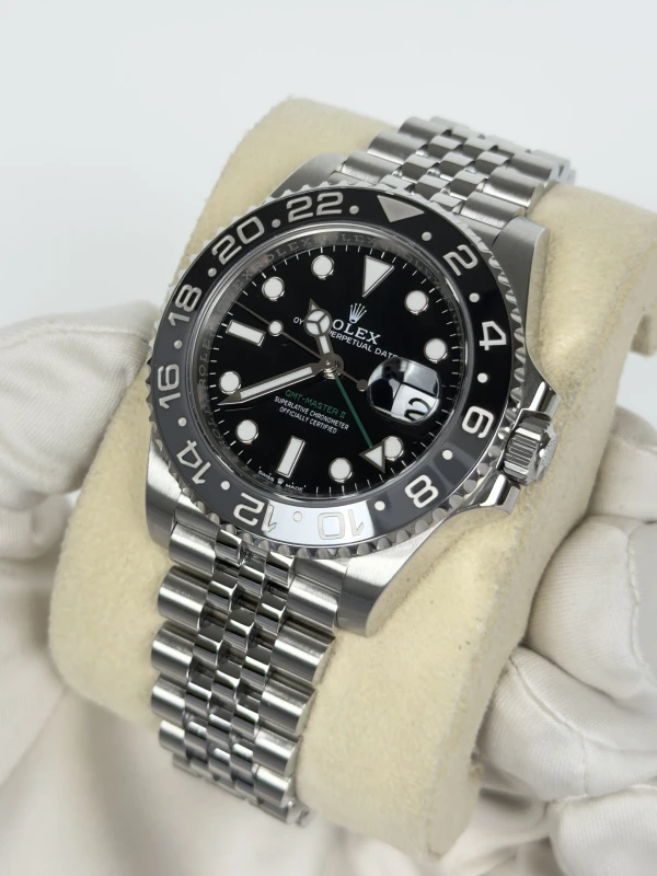 Rolex 126710GRNR-0003 3