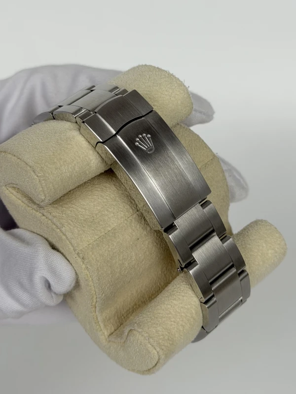 Rolex celebration 41mm 124300-0008 4