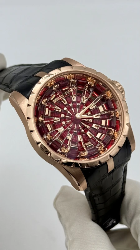Roger Dubuis THE KNIGHTS OF THE ROUND TABLE RDDBEX0785 5