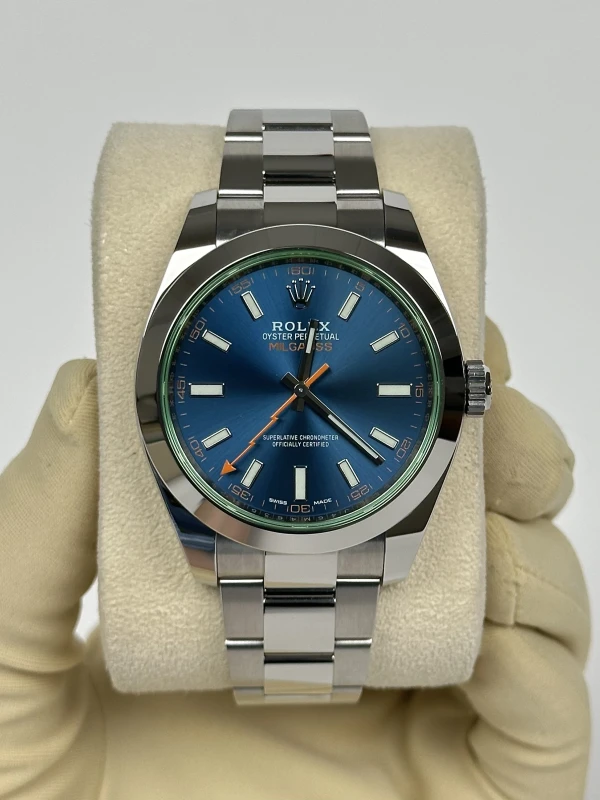 Rolex 40mm Steel  116400gv-0002 2