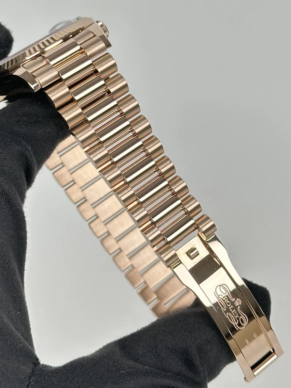 Rolex 36 MM, EVEROSE GOLD 128235-0037 6