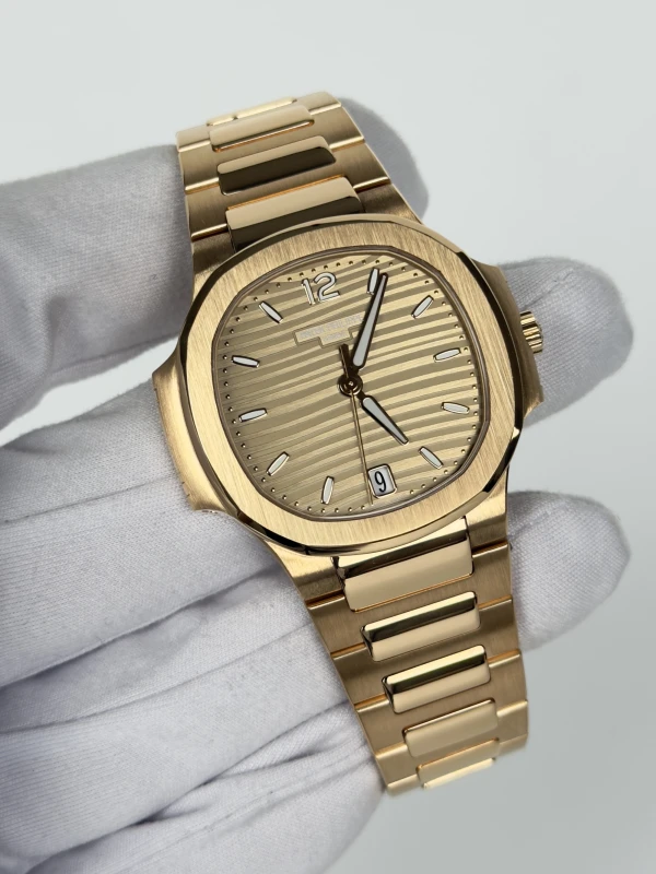 Patek Philippe Lady 7118 7118/1R-010 2