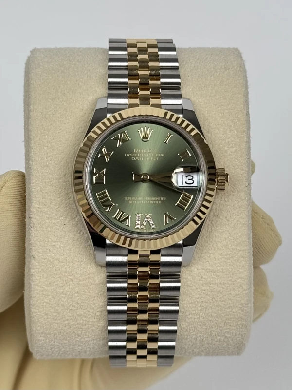 Rolex 31 mm, Oystersteel and yellow gold 278273-0016 2