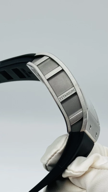 Richard Mille RM 030 Automatic with Declutchable Rotor RM 030 TI 4