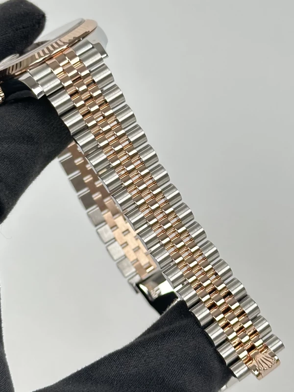 Rolex 31mm Steel and Everose Gold 278271-0010 5