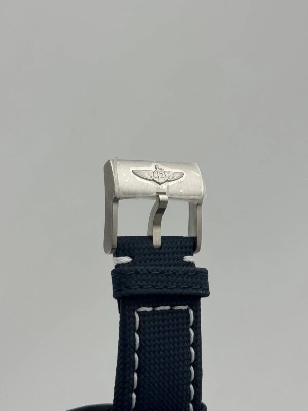Breitling Chronograph 43 A13385101C1X2 8