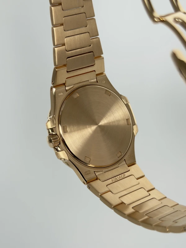 Patek Philippe 7010/1R 7010/1R-012 6