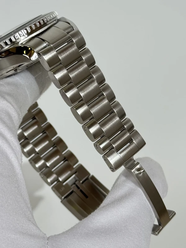 Omega Olympic Games Collection "Sochi 2014" Limited Edition 522.30.46.21.01.001 4