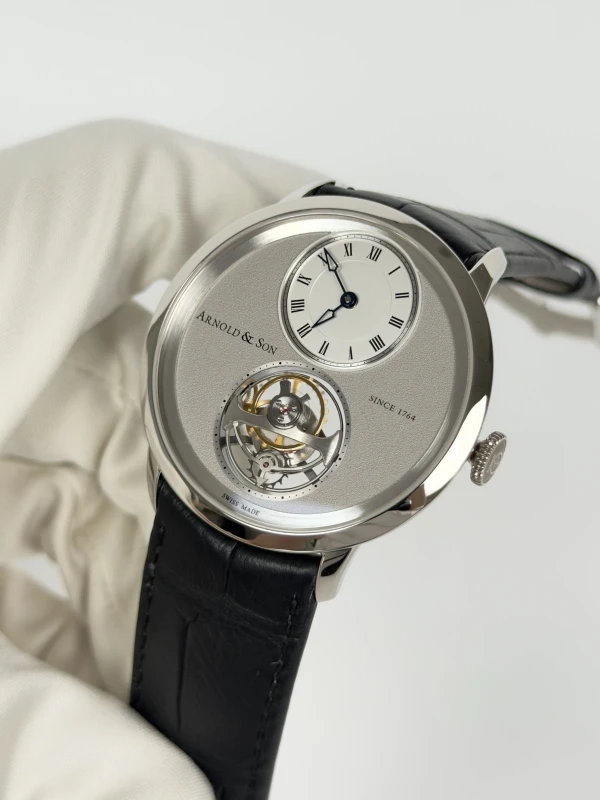 Arnold & Son Ultra-Thin Tourbillon UTTE 1UTAG.S04A.C121G 4