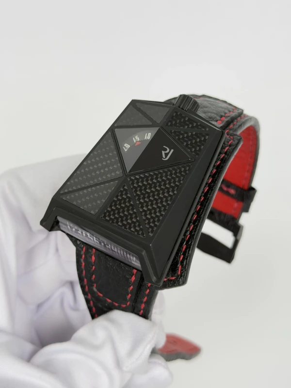 Romain Jerome Spacecraft RJ.M.AU.SC.002.01 4