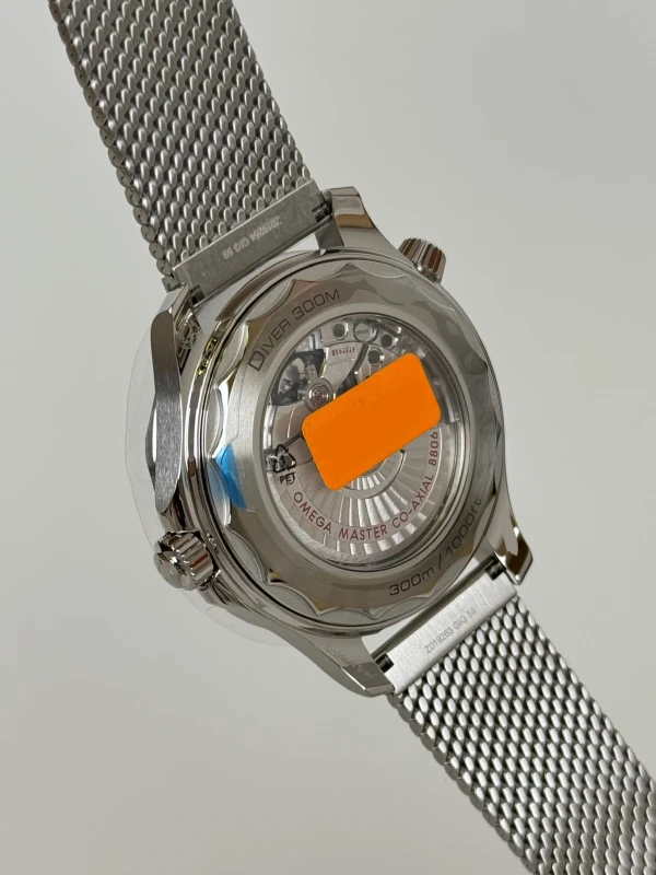 Omega DIVER 300M 210.30.42.20.01.010 7