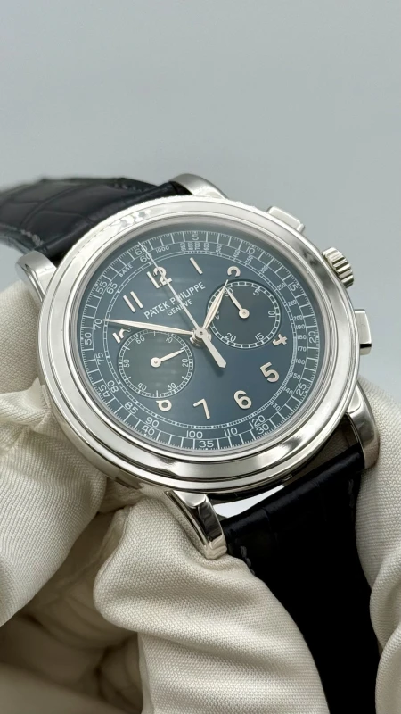 Patek Philippe 5070 5070P-001 2