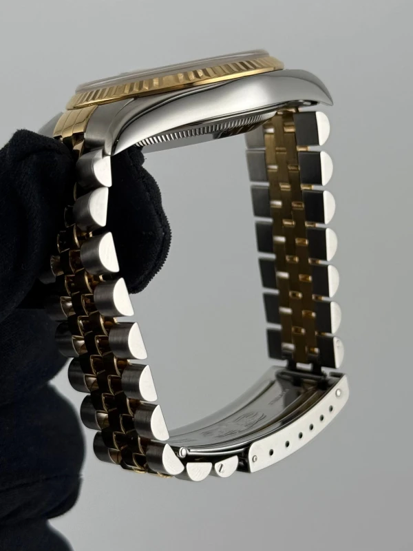 Rolex  36mm Steel and Yellow Gold 16233 7