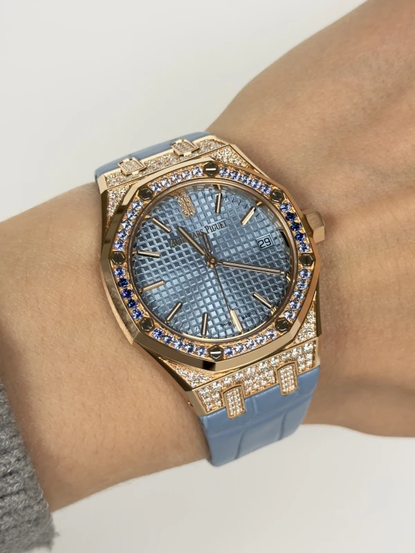 Audemars Piguet Royal Oak Selfwinding 37 mm  15551OR.ZS.D344CR.01 6