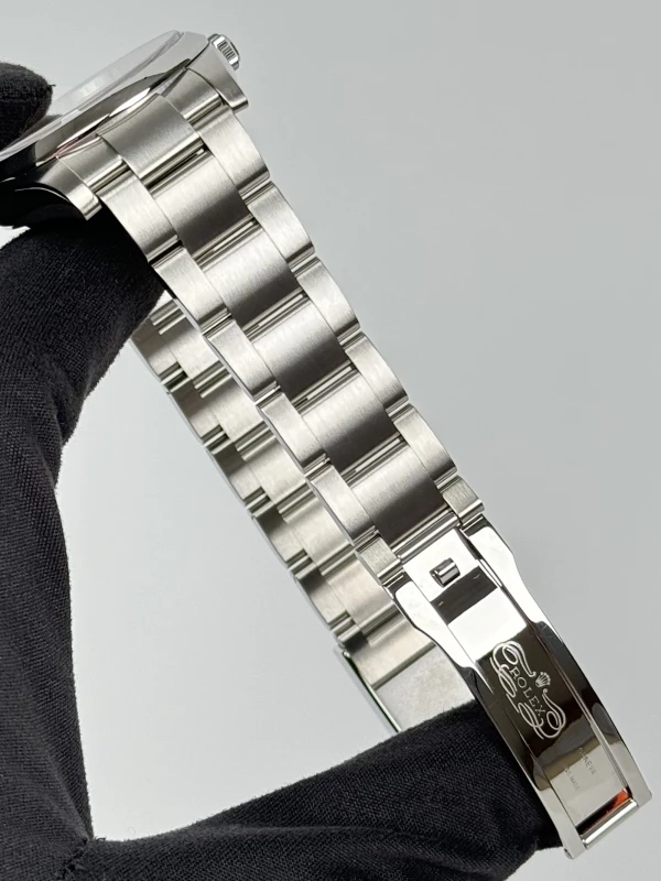 Rolex 34 mm Steel 114200-0022 6