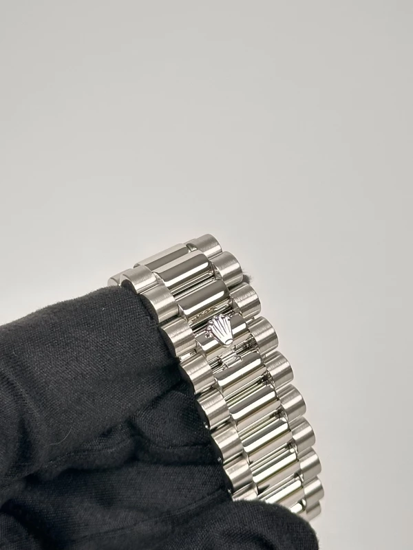 Rolex 41mm Platinum 218206 ibcrp 7
