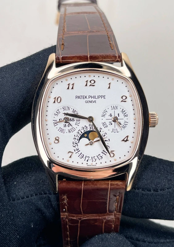Patek Philippe Perpetual Calendar 5940R-001 5