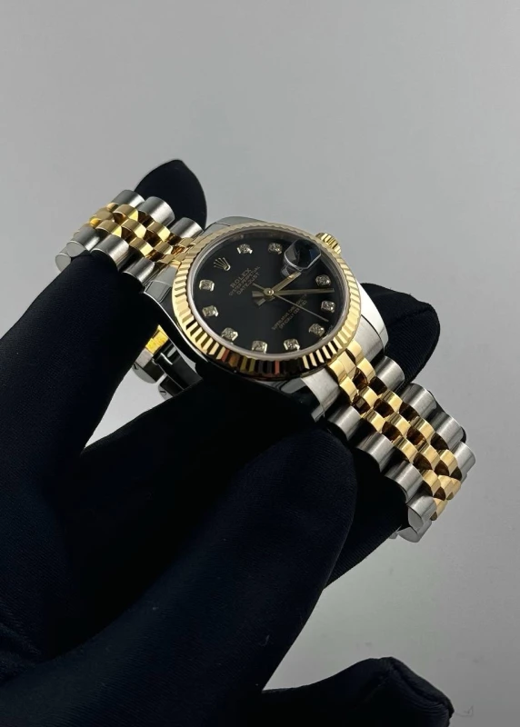 Rolex 31 mm Oystersteel and yellow gold 178273-0020 4