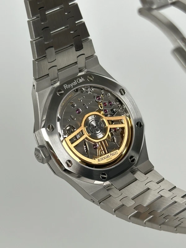 Audemars Piguet 15510ST.OO.1320ST.08 9