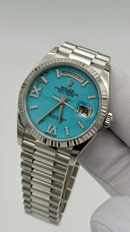 Rolex 36mm Platinum 128236-0011 3