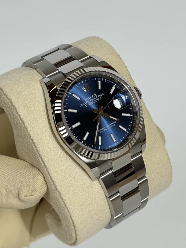 Rolex 36 mm, Oystersteel and white gold 126234-0018 2