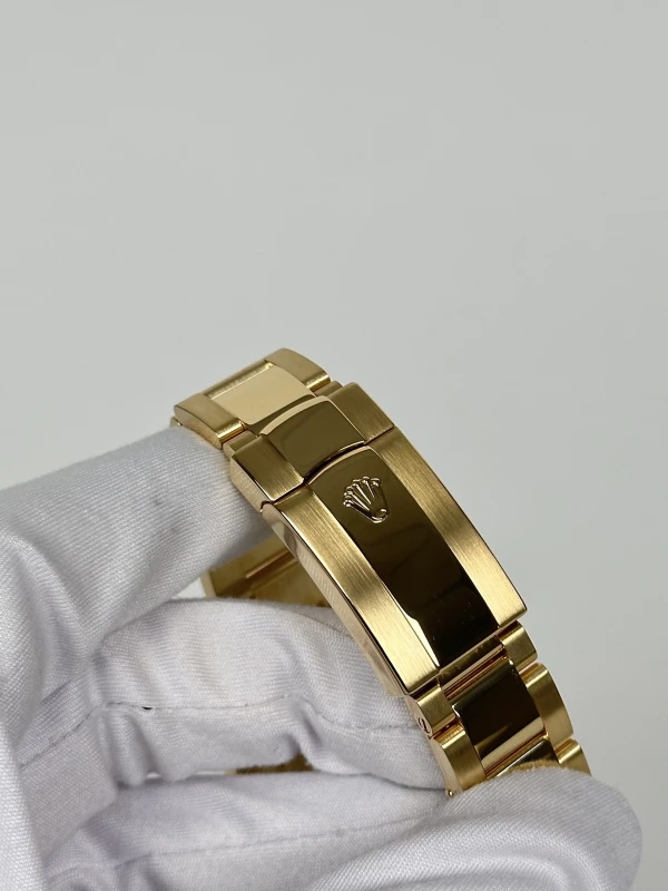 Rolex 42mm Yellow Gold 326938 Champagne 7