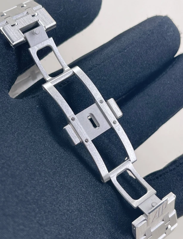 Audemars Piguet Selfwinding Flying Tourbillon 26530PT.OO.1220PT.01 6