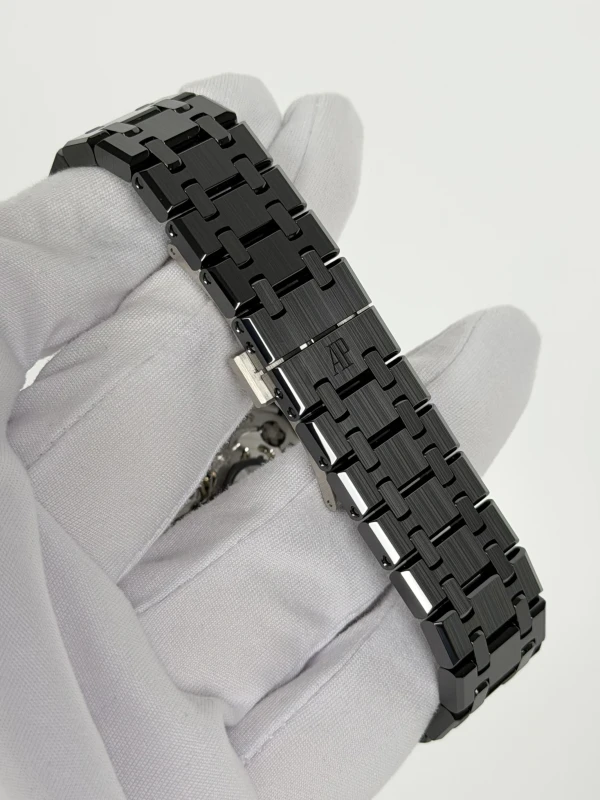 Audemars Piguet Royal Oak Chronograph 26240CE.OO.1225CE.02 4