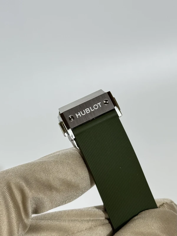 Hublot Automatic 42 mm 542.NX.8970.RX 6