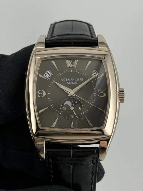 Patek Philippe 5135 5135G-010 2