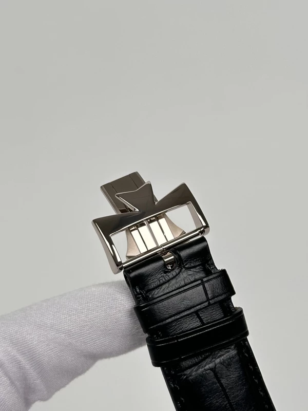 Vacheron Constantin Tonneau 49180/000G-9360 8