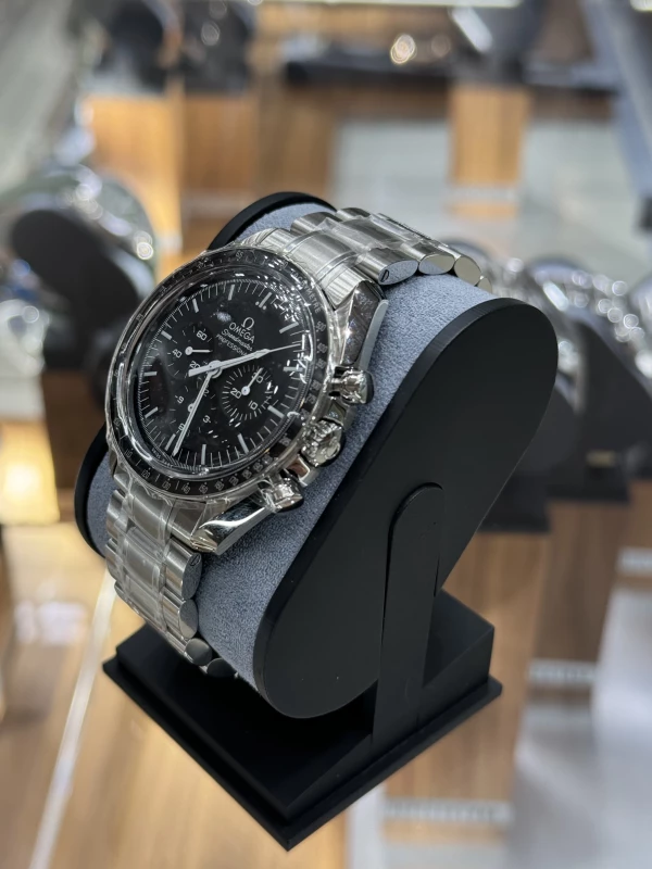 Omega MOONWATCH PROFESSIONAL CHRONOGRAPH 42 MM 311.30.42.30.01.005 7