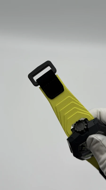 Urwerk UR 230 UR-230 Black Star 8