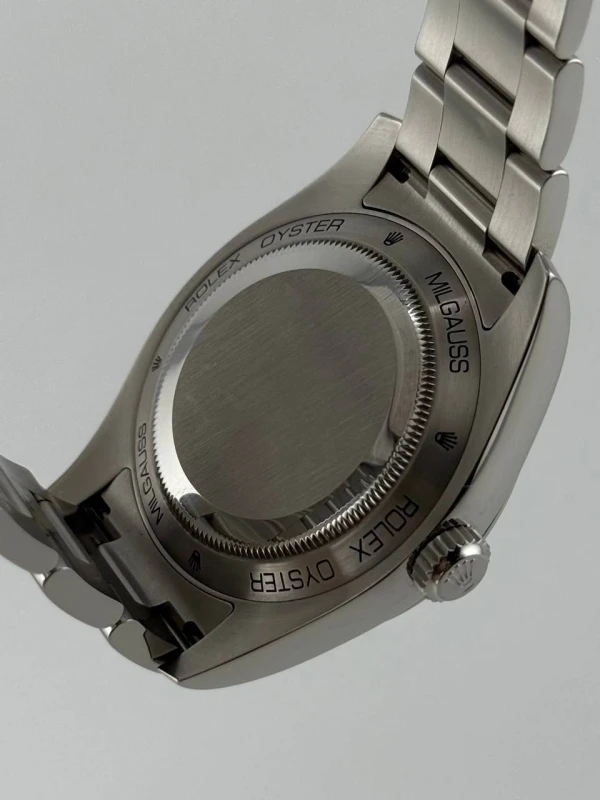 Rolex 40mm Steel 116400GV-0001 4