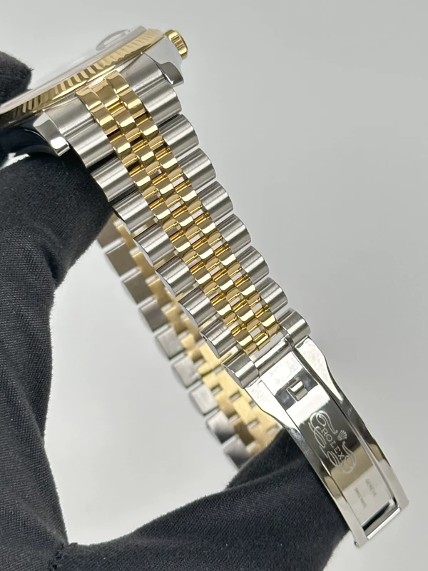 Rolex 36mm Steel and Yellow Gold 116233-0208 6