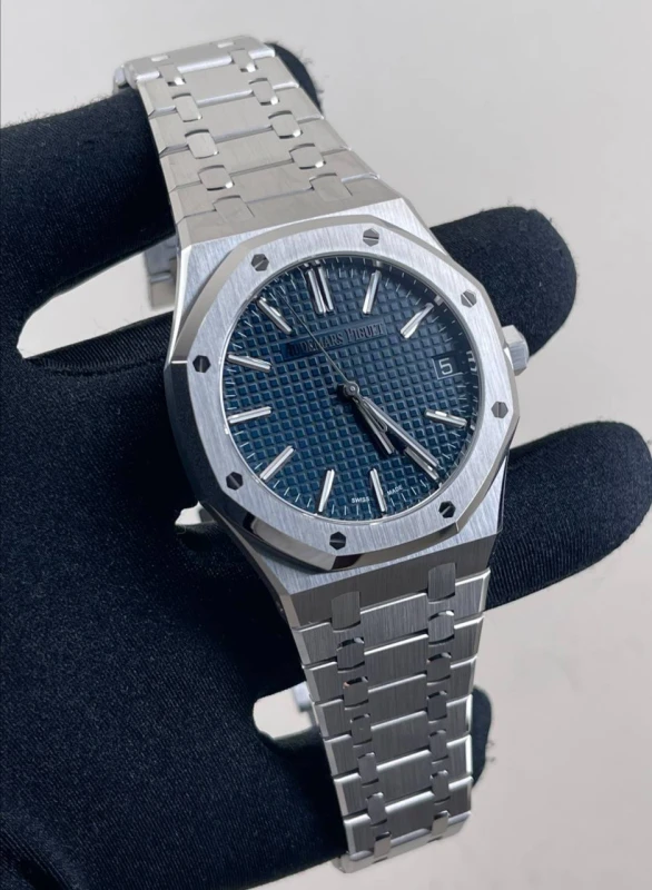 Audemars Piguet Royal Oak Selfwinding 41 mm 15510ST.OO.1320ST.06 3