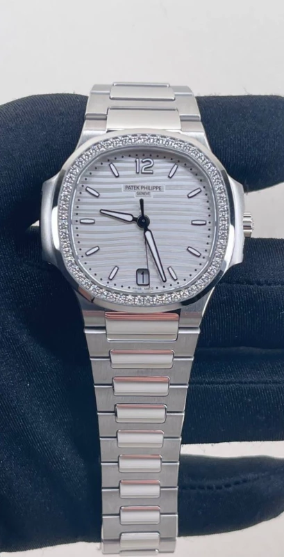 Patek Philippe Lady 7118 7118/1200A-010 7