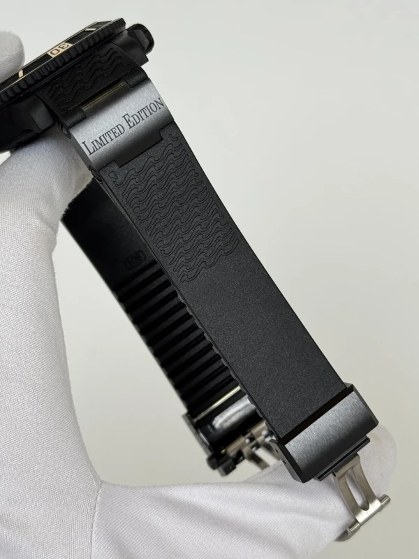 Ulysse Nardin Black Sea 263-92LE-3C/928-RG 4