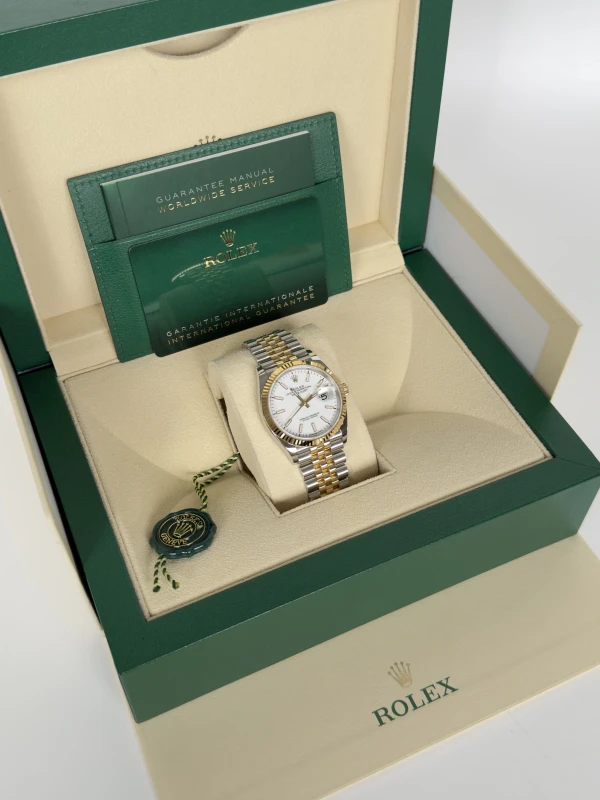Rolex 36 MM, OYSTERSTEEL AND YELLOW GOLD 126233-0019 5