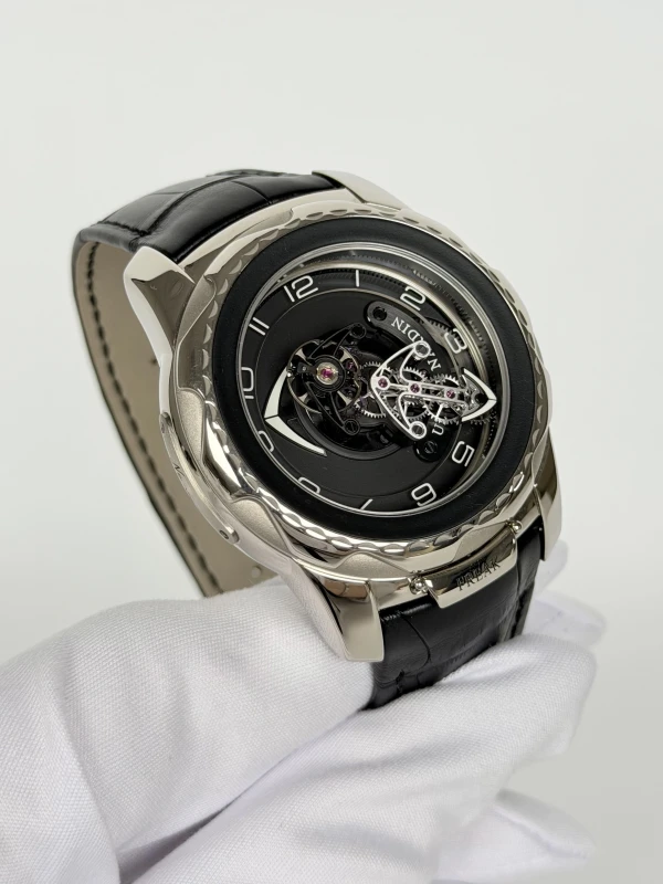 Ulysse Nardin Blue Cruiser 2050-131 3