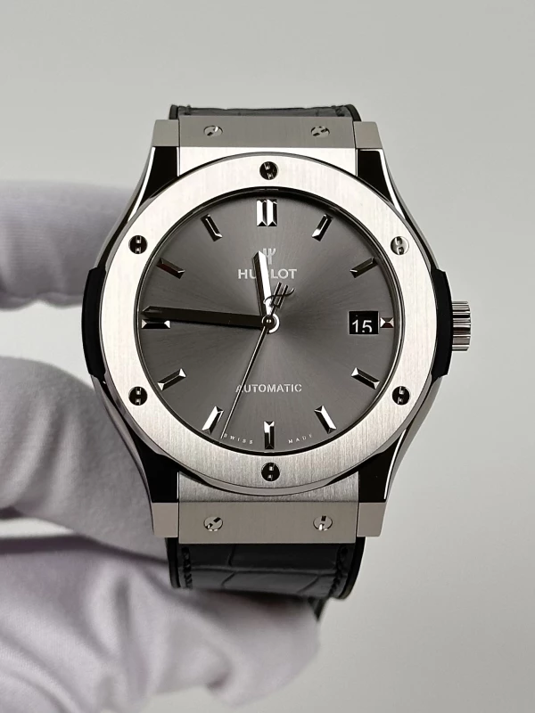 Hublot Racing Grey Titanium 45 mm 511.NX.7071.LR 2