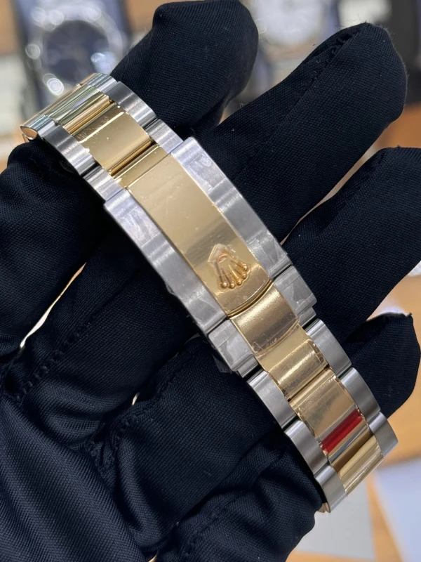 Rolex 36 mm, Oystersteel and yellow gold 126233-0026 5