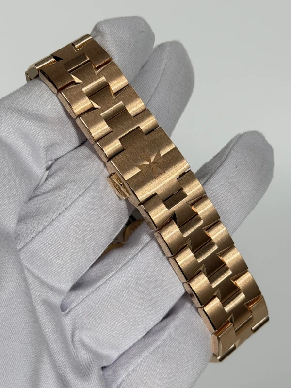 Vacheron Constantin Chronograph 5520V/210R-B966 4