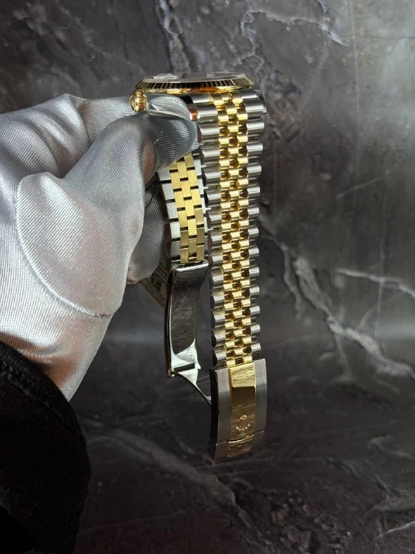 Rolex Datejust 36mm Steel and Yellow Gold 126233-0045 4