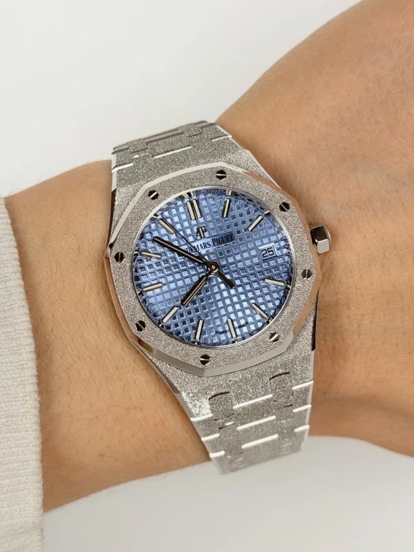 Audemars Piguet 77353BC.GG.1263BC.01 6