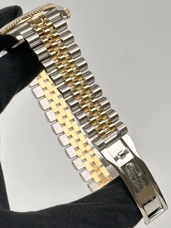 Rolex 36mm Steel and Yellow Gold 116233 sdj 6