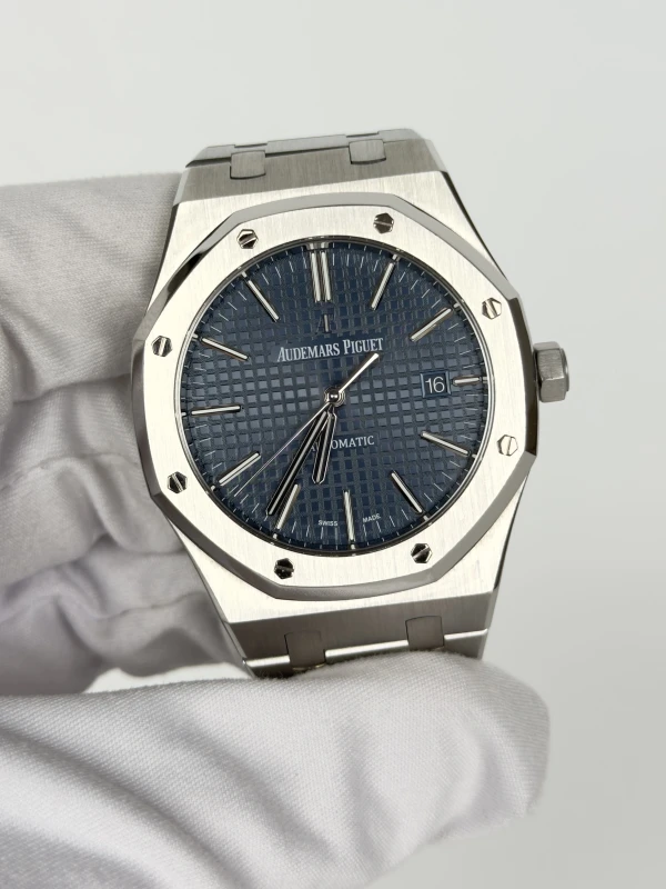 Audemars Piguet Selfwinding 41 mm 15400ST.OO.1220ST.03 3