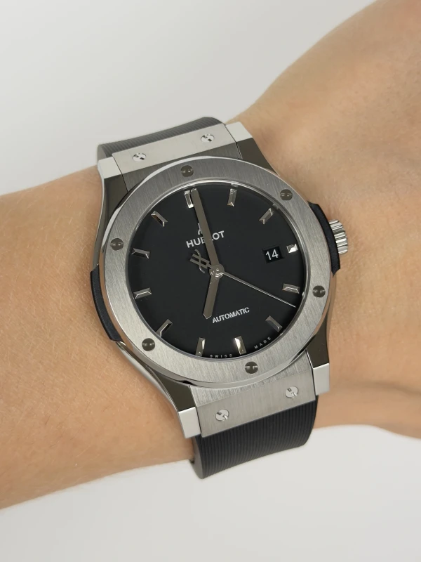 Hublot Automatic Black Dial Titanium Men's Watch 542.NX.1171.RX 6