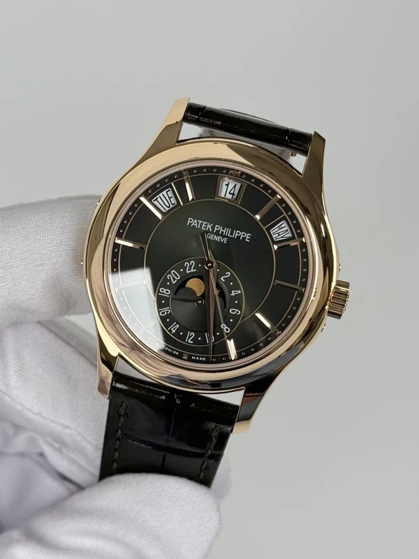 Patek Philippe 5205 5205R-011 4
